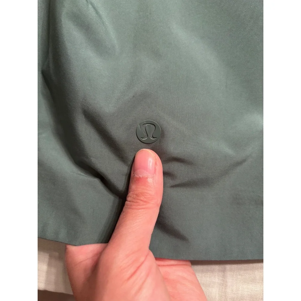 Lululemon Oversized Hooded Rain Jacket In Medium Forest - Size 10